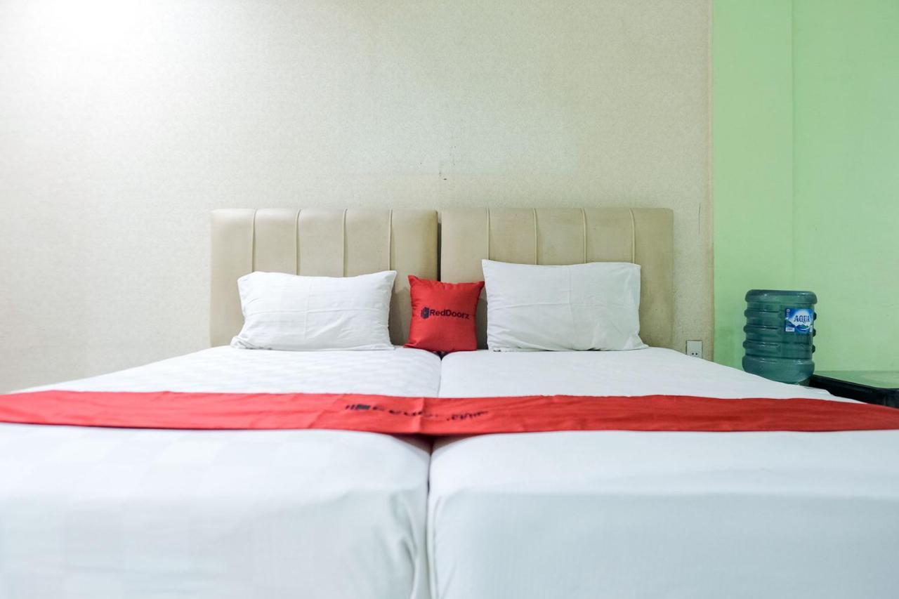Reddoorz @ Jalan Iskandar Muda Hotel