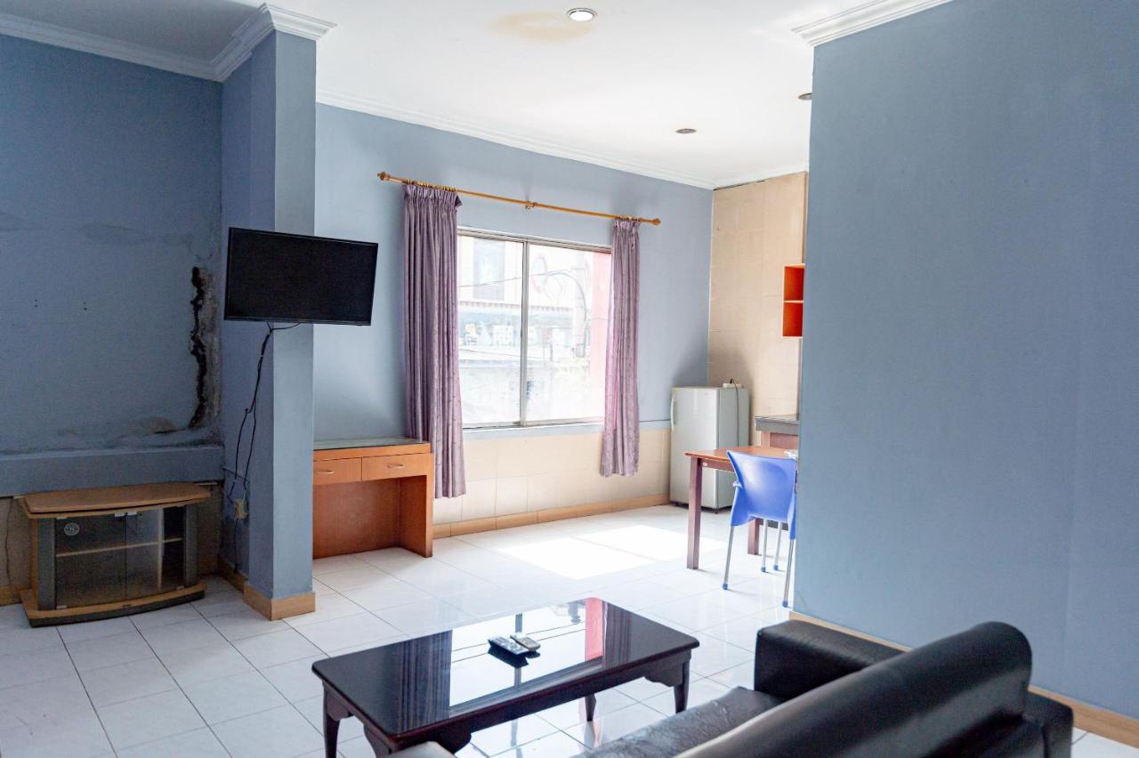 Hotel Reddoorz @ Jalan Iskandar Muda Medan