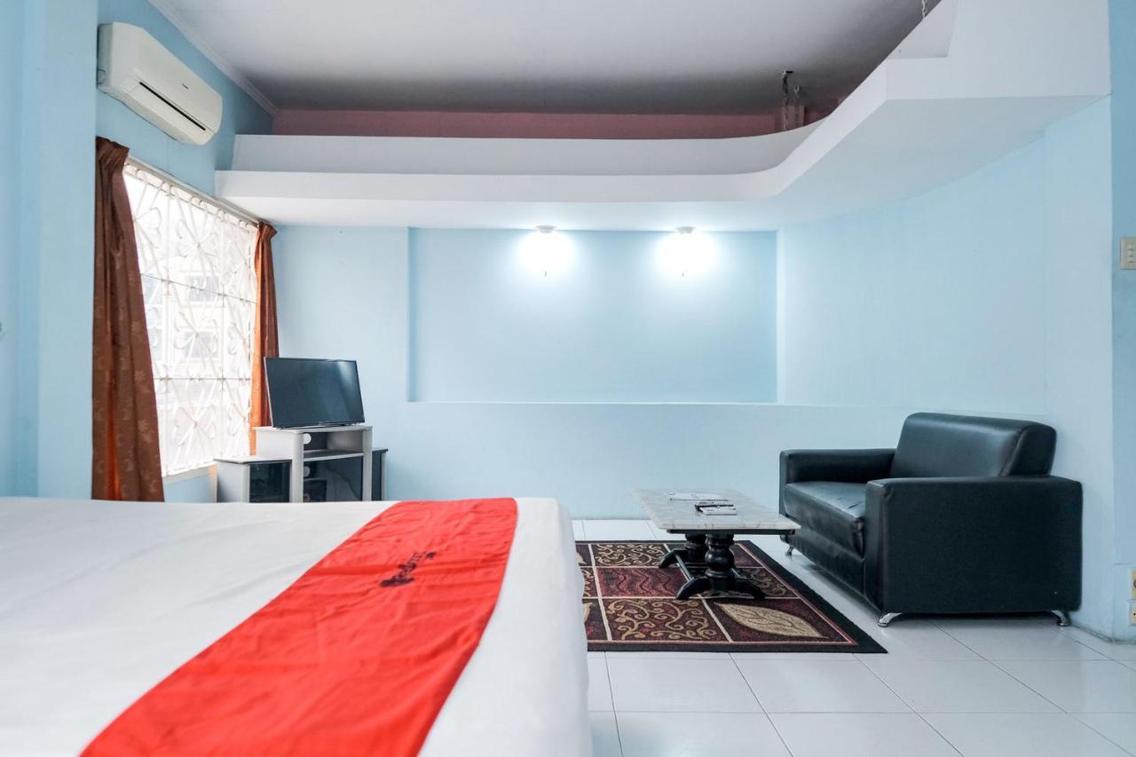 Hotel Reddoorz @ Jalan Iskandar Muda 2*
