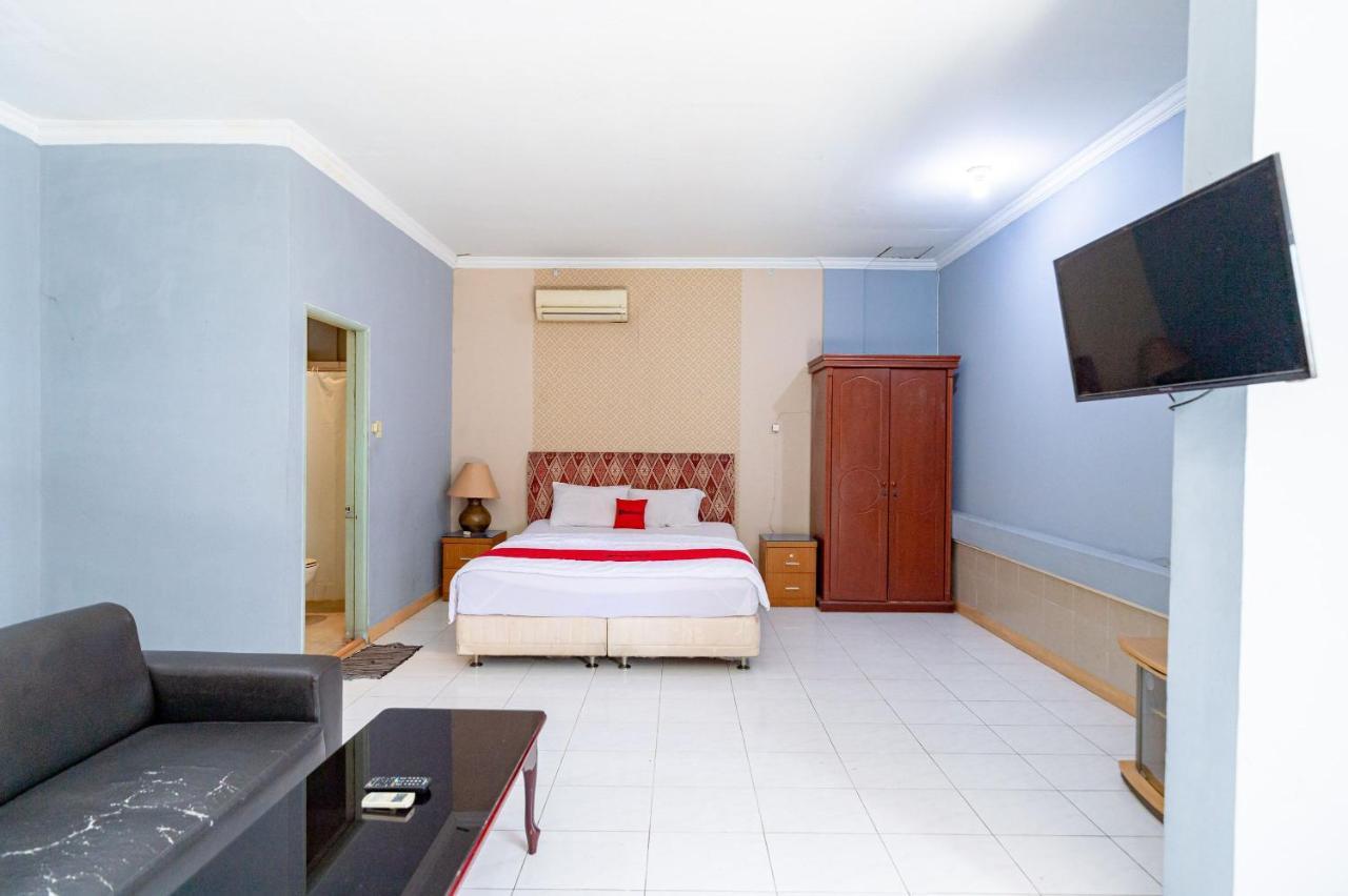 Hotel Reddoorz @ Jalan Iskandar Muda 2*